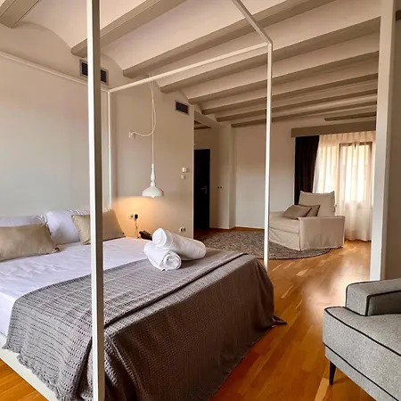 Hotel Palacio Barón De Andilla 3*