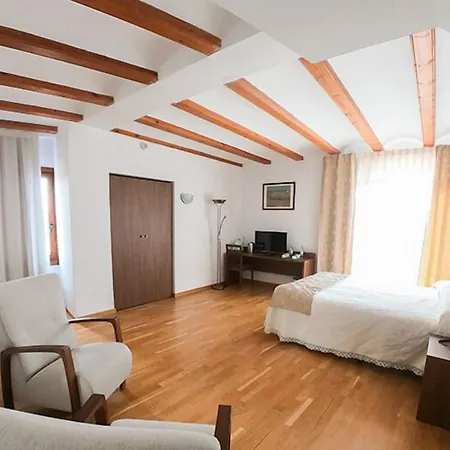 Palacio Baron De Andilla