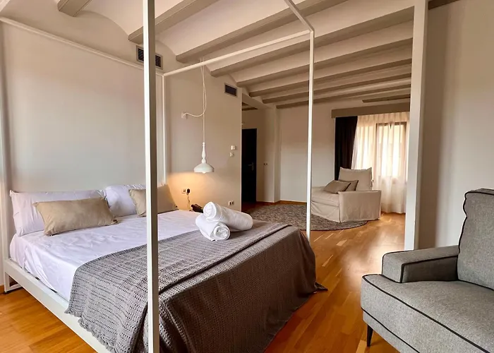 Hotel Palacio Barón De Andilla 3*